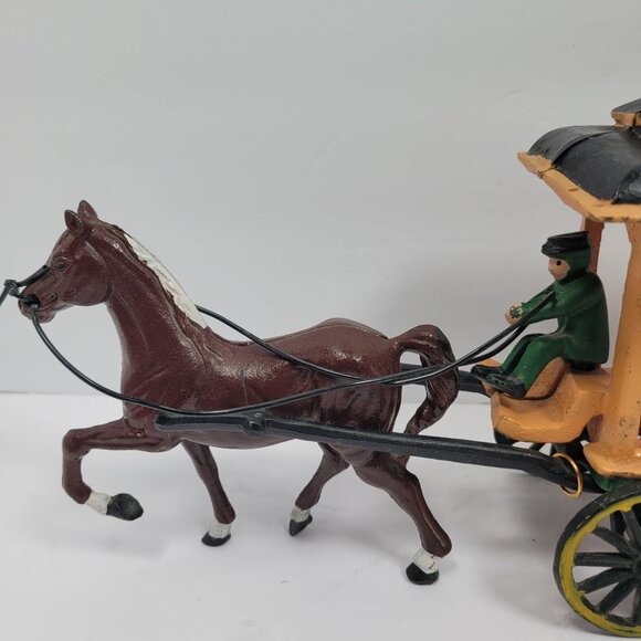Vintage Cast Iron Horse Drawn Fruit & Vegetable Collectible Wagon with Figurine - Picture 3 of 11